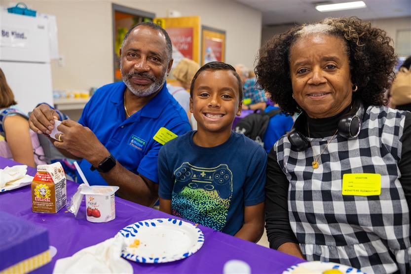 Winstead Elementary hosts grandparents day